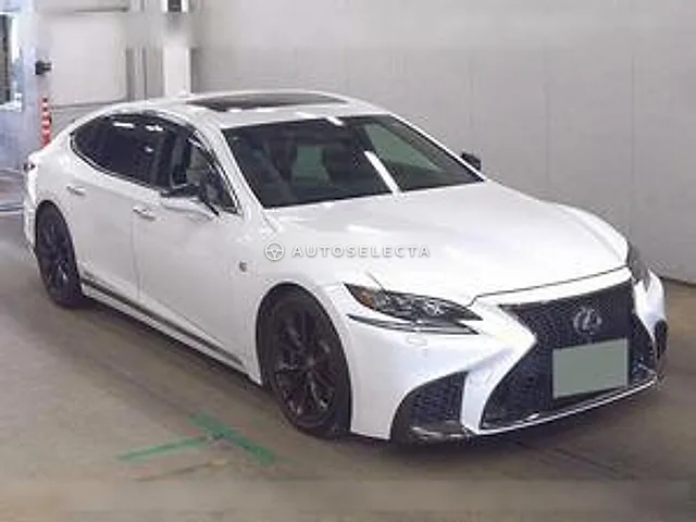 Lexus LS 2018, auction grade 4