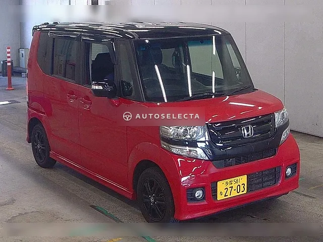 Honda N-BOX Custom 2015, auction grade 3.5