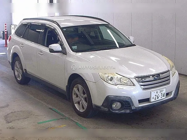 Subaru Outback 2012, auction grade 3.5