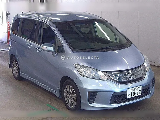 Honda Freed Hybrid 2012, auction grade 3.5