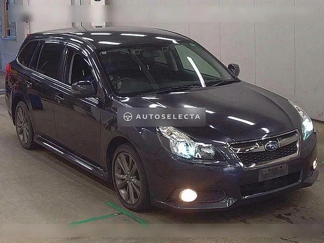 Subaru Legacy Touring Wagon 2013, auction grade 3.5