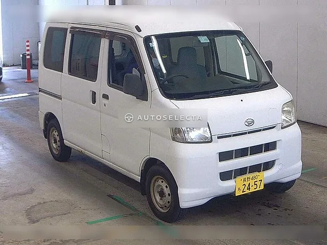 Daihatsu Hijet Cargo 2006, auction grade 3.5