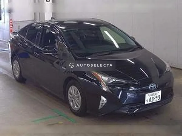 Toyota Prius 2017, auction grade 4