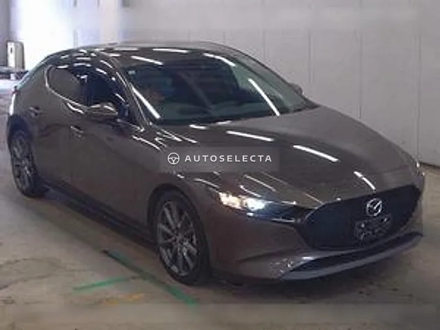 Mazda MAZDA3 Fastback 2021, auction grade 4