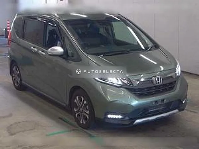Honda Freed+ Hybrid 2021, auction grade 4.5