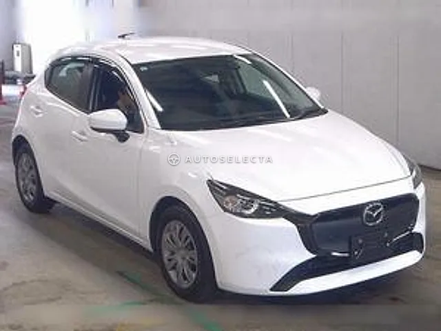 Mazda MAZDA2 2023, auction grade 4