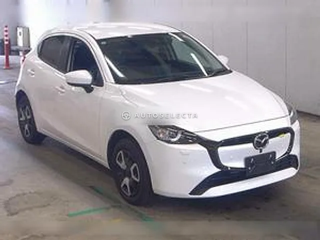 Mazda MAZDA2 2024, auction grade 4