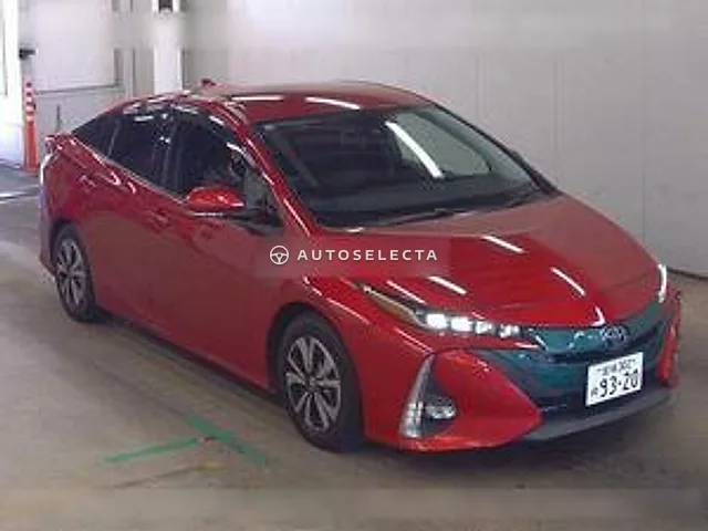 Toyota Prius PHV 2017, auction grade 4.5