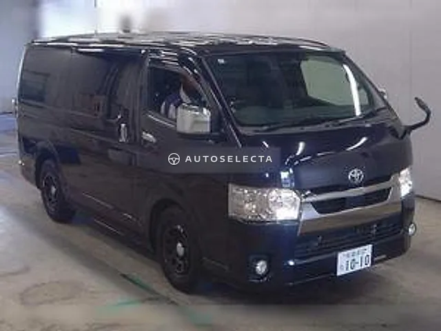 Toyota Hiace Van 2022, auction grade 4