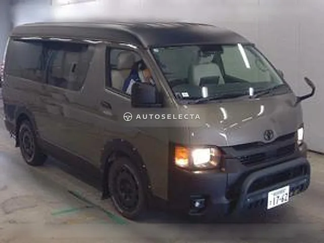 Toyota Hiace Wagon 2026, auction grade 4
