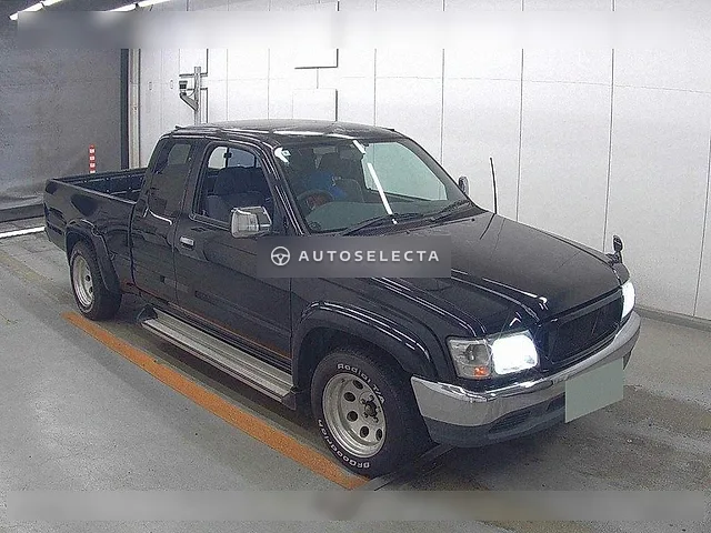 Toyota Hilux Sports Pick Up 2001, auction grade 3.5
