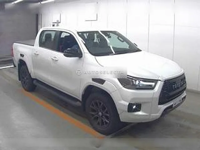 Toyota Hilux GR Sport 2024, auction grade 4.5