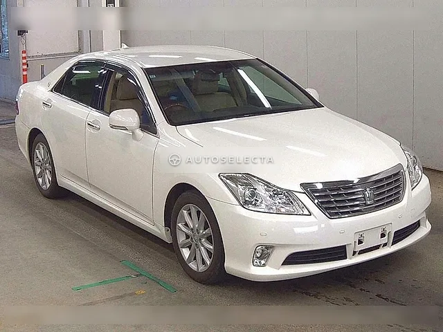 Toyota Crown 2011, auction grade 4.5