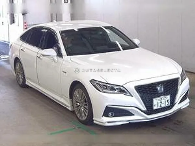 Toyota Crown Hybrid 2019, auction grade 4.5