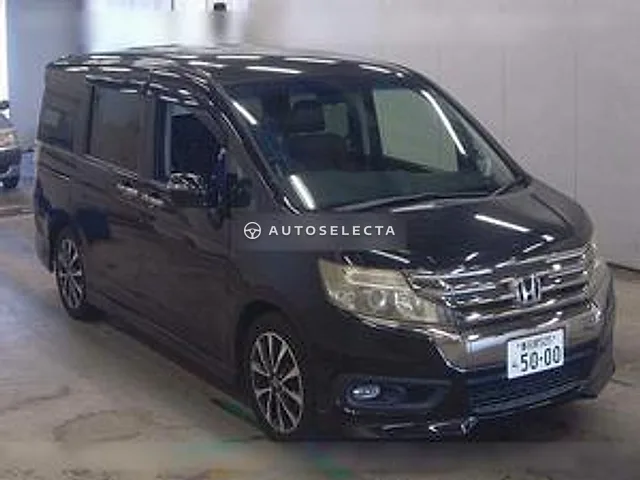 Honda Stepwgn Spada 2013, auction grade 4