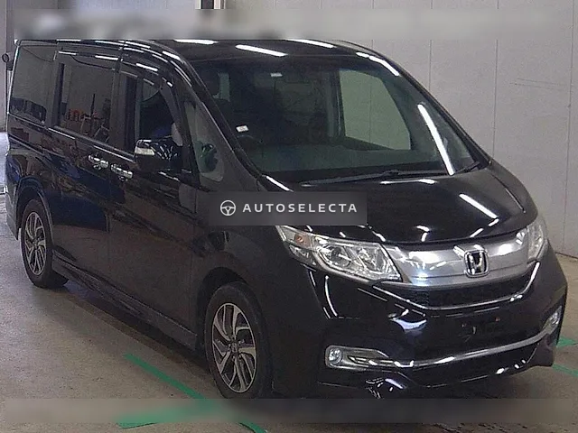 Honda Stepwgn Spada 2017, auction grade 4