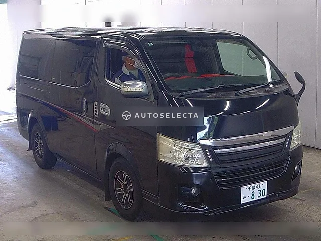 Nissan NV350 Caravan 2012, auction grade 3.5