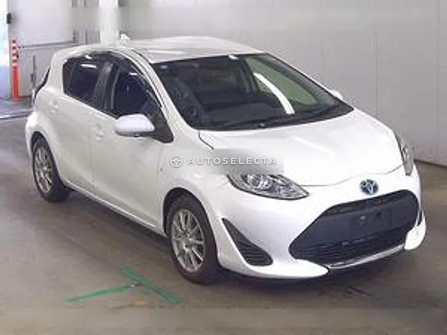 Toyota Aqua 2020, auction grade R