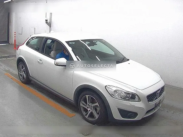 Volvo C30 2013, auction grade 4.5