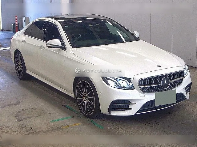 Mercedes-Benz E-Class 2016, auction grade 4.5
