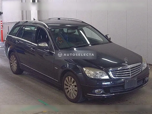 Mercedes-Benz C-Class Station Wagon 2010, auction grade 4