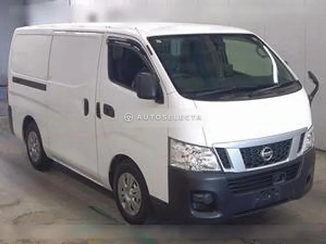 Nissan NV350 Caravan 2016, auction grade 3.5