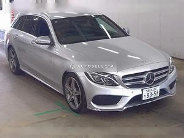 Mercedes-Benz C-Class Station Wagon 2015, auction grade 4