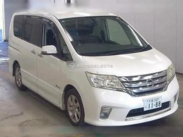 Nissan Serena 2012, auction grade 4.5
