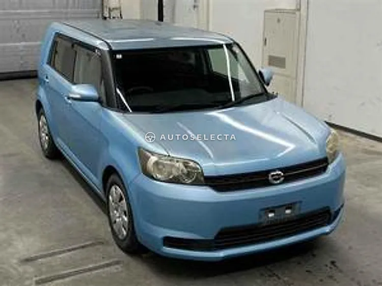 Toyota Corolla Rumion 2010, photo 1 of 1