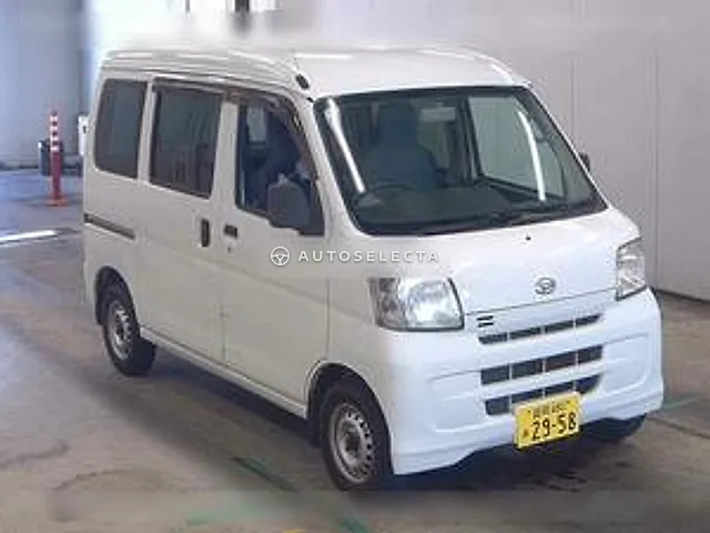 Daihatsu Hijet Cargo 2015, auction grade 3.5
