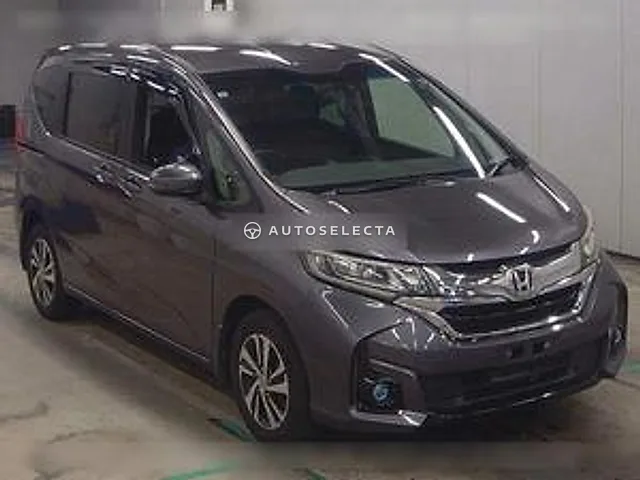 Honda Freed+ 2017, auction grade R