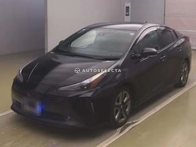 Toyota Prius 2019, auction grade R