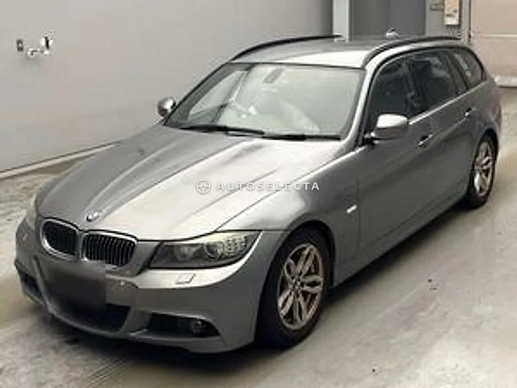 BMW 3 Series 2011, photo 1 of 1