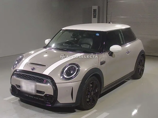MINI 2022, auction grade 4.5