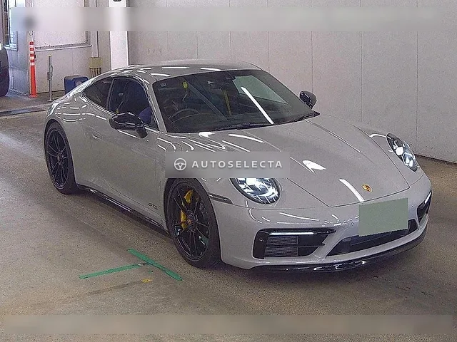 Porsche 911 2022, auction grade 5