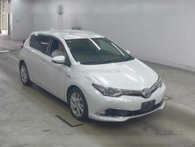 Toyota Auris 2016, photo 1 of 6