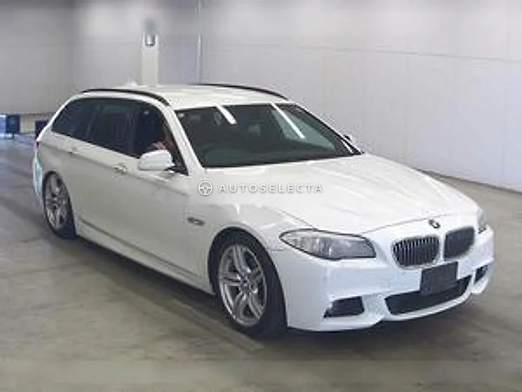 BMW 5 Series 2012, photo 1 of 1
