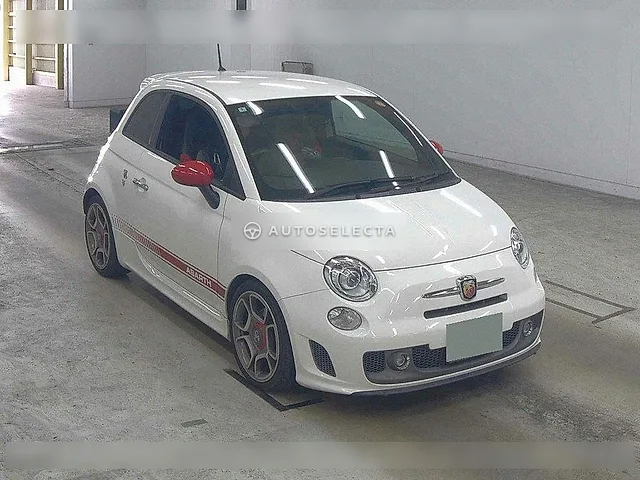 Abarth 595 2014, auction grade 4.5