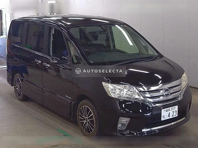 Nissan Serena 2012, auction grade 3