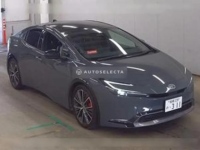 Toyota Prius 2023, auction grade 4.5