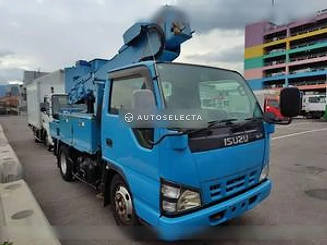 Isuzu Thesis 2006, auction grade R