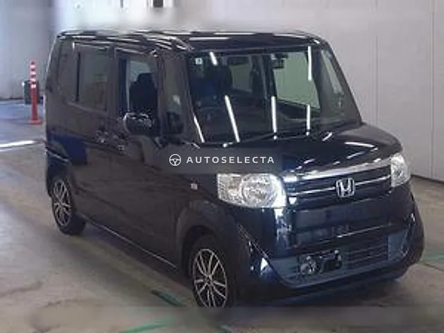 Honda N-BOX 2017, auction grade 4.5