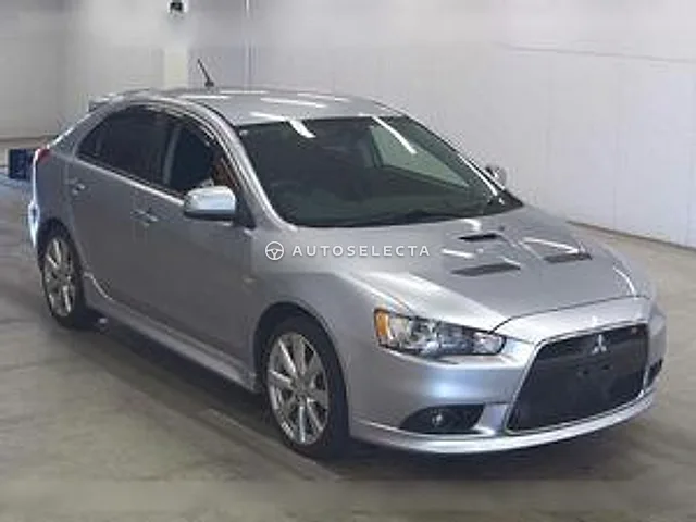 Mitsubishi Galant Fortis Sportback 2013, auction grade 3.5
