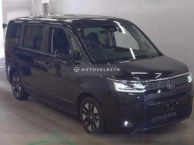 Honda Stepwgn 2023, auction grade 4.5