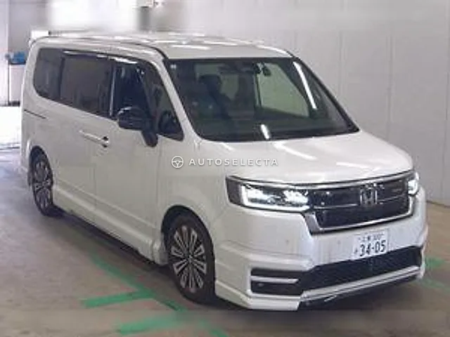 Honda Stepwgn Spada 2024, auction grade 4.5