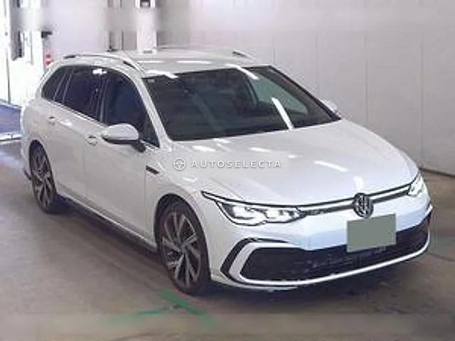 Volkswagen Golf Variant 2024, auction grade 5