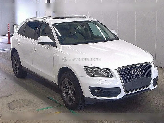 Audi Q5 2010, auction grade 3.5
