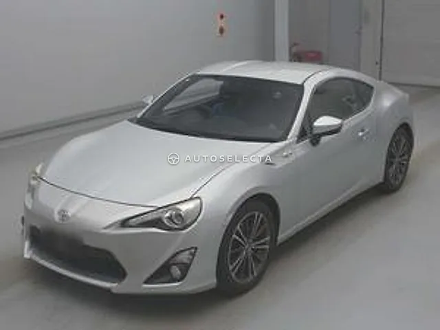 Toyota 86 2014, auction grade R