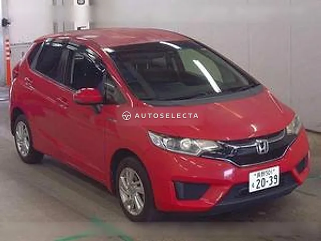 Honda Fit Hybrid 2015, auction grade 3