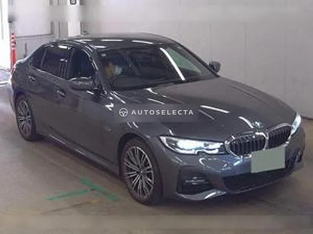 BMW 3 Series 2022, auction grade 4.5